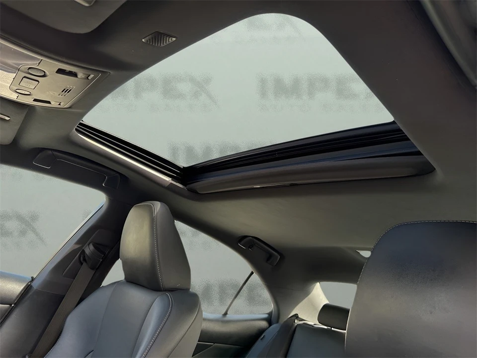 2019 Lexus IS 3rd Gen - Image 11 of 12
