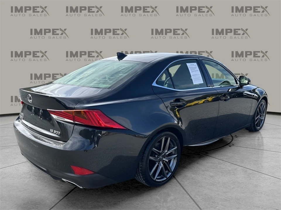2019 Lexus IS 3rd Gen - Image 5 of 12