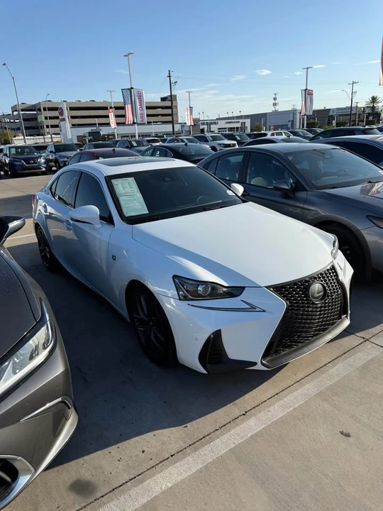 2019 Lexus IS 3rd Gen - Image 2 of 9