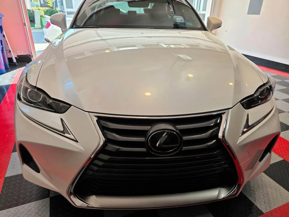 2019 Lexus IS 3rd Gen - Image 4 of 10