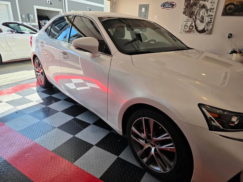 2019 Lexus IS 3rd Gen - Image 3 of 10