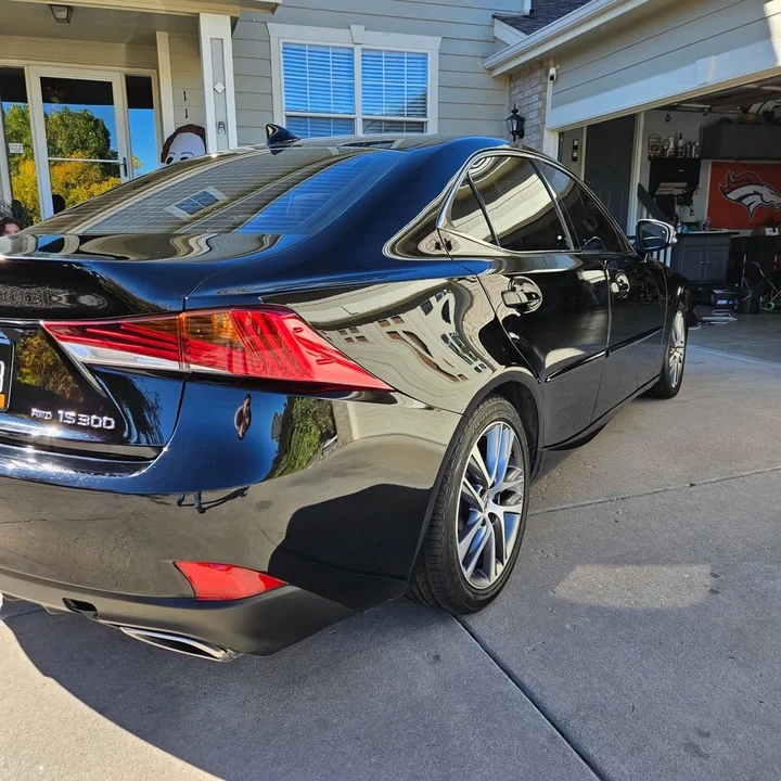 2019 Lexus IS 3rd Gen - Image 5 of 12