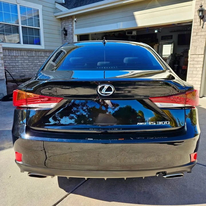 2019 Lexus IS 3rd Gen - Image 6 of 12