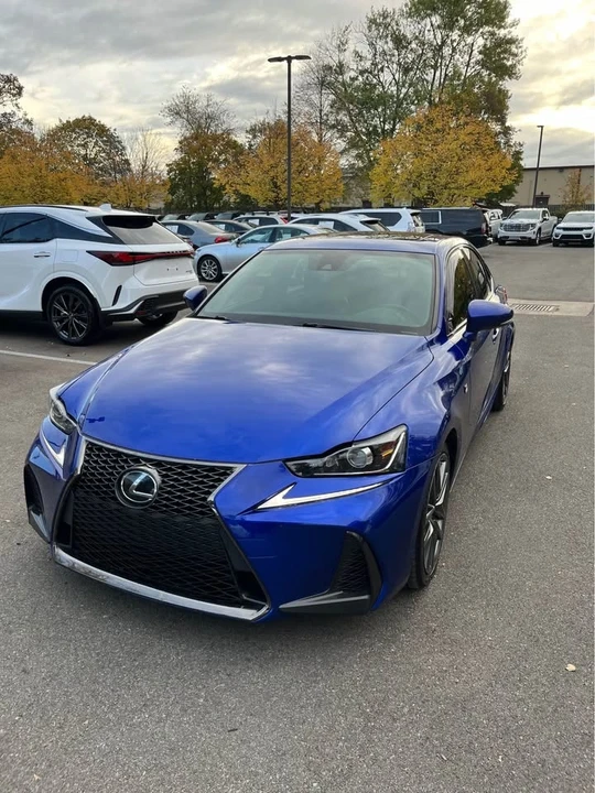 2019 Lexus IS 3rd Gen - Image 2 of 20