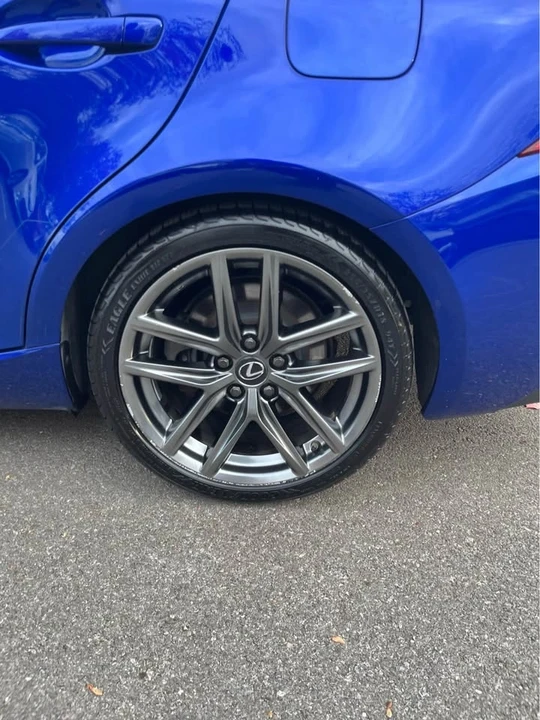 2019 Lexus IS 3rd Gen - Image 6 of 20