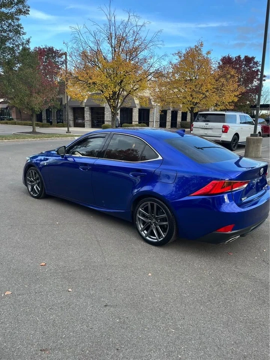 2019 Lexus IS 3rd Gen - Image 10 of 20