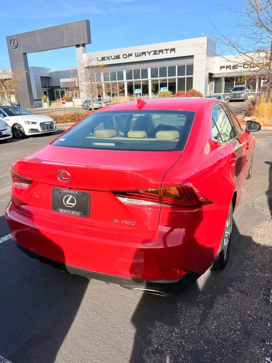 2019 Lexus IS 3rd Gen - Image 3 of 11