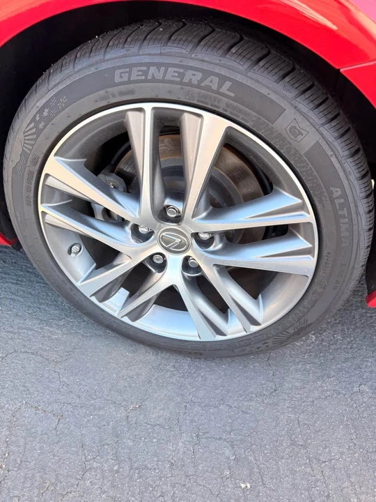 2019 Lexus IS 3rd Gen - Image 6 of 11