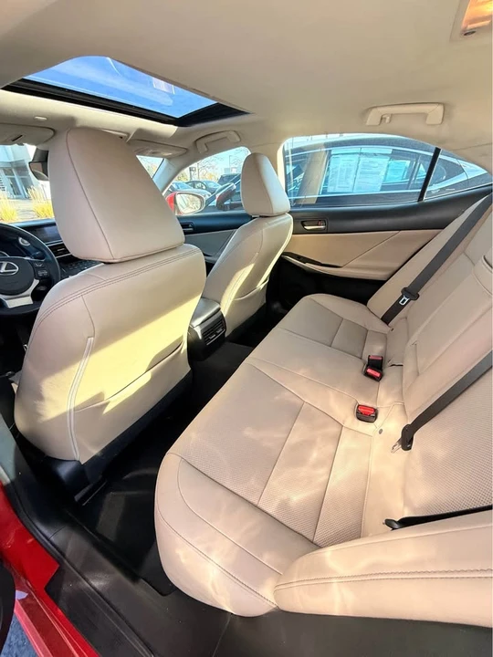 2019 Lexus IS 3rd Gen - Image 8 of 11