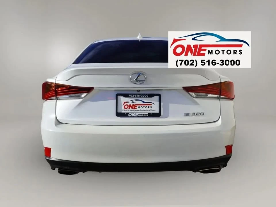 2019 Lexus IS 3rd Gen - Image 6 of 20