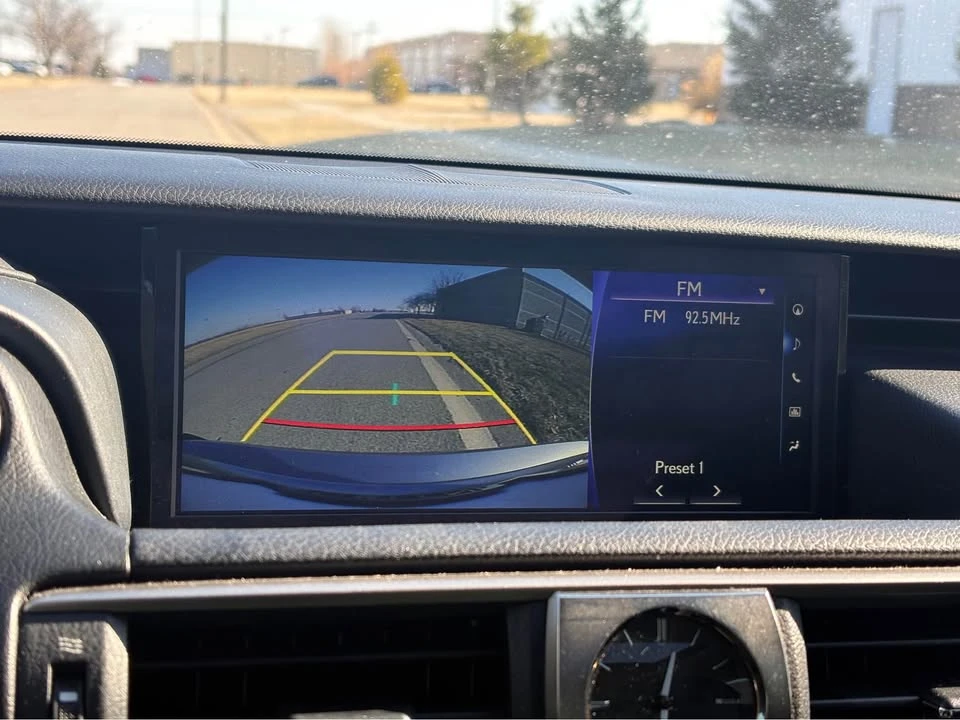 2019 Lexus IS 3rd Gen - Image 10 of 18