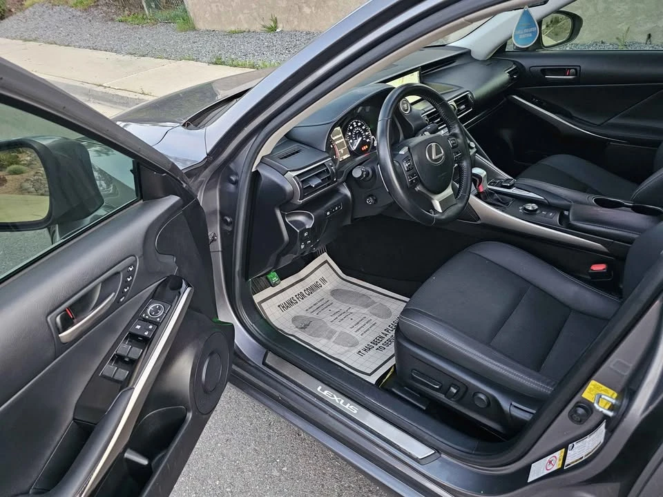 2019 Lexus IS 3rd Gen - Image 12 of 19