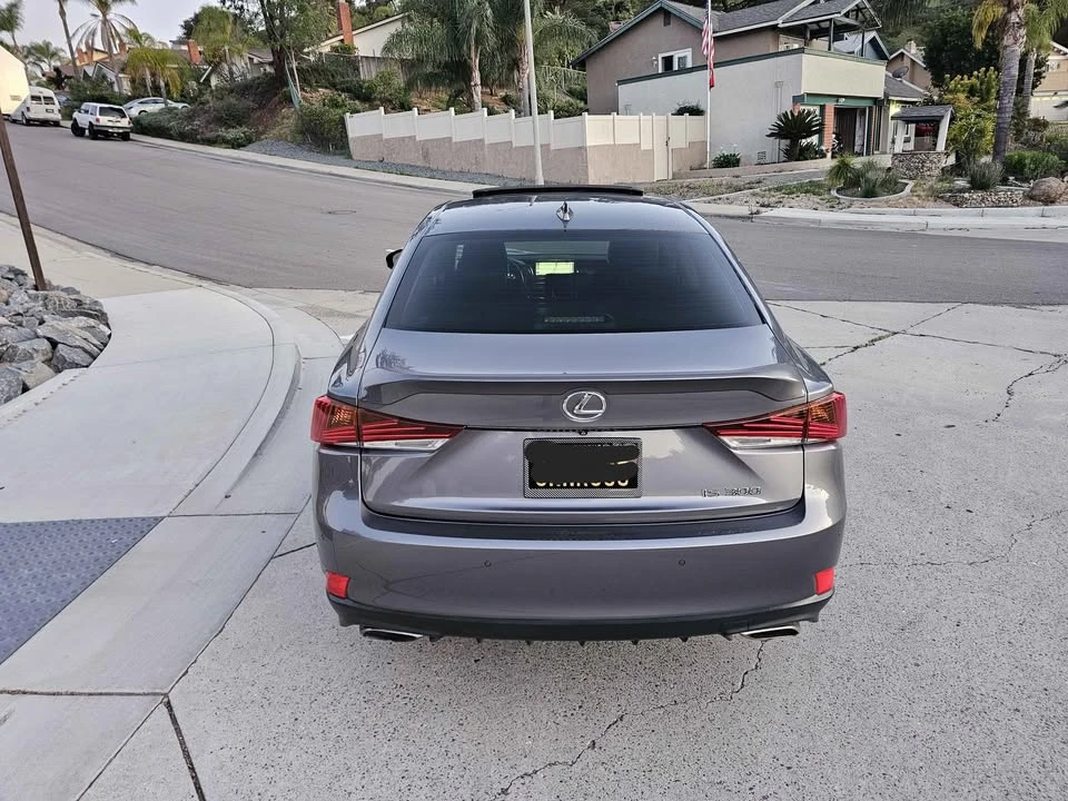 2019 Lexus IS 3rd Gen - Image 6 of 19