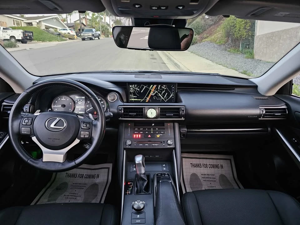 2019 Lexus IS 3rd Gen - Image 8 of 20