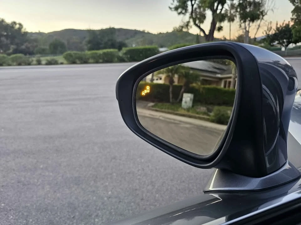2019 Lexus IS 3rd Gen - Image 15 of 20