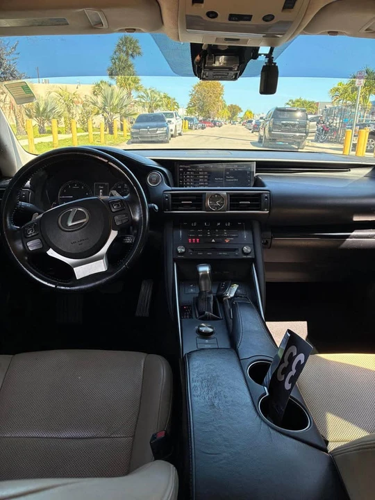 2019 Lexus IS 3rd Gen - Image 7 of 9