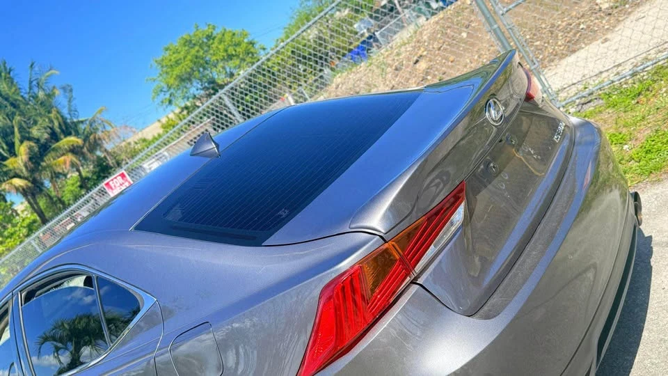 2019 Lexus IS 3rd Gen - Image 4 of 10