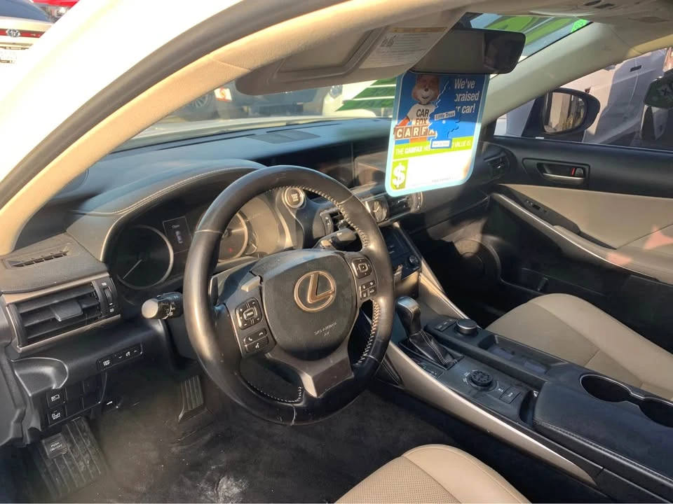 2019 Lexus IS 3rd Gen - Image 9 of 14