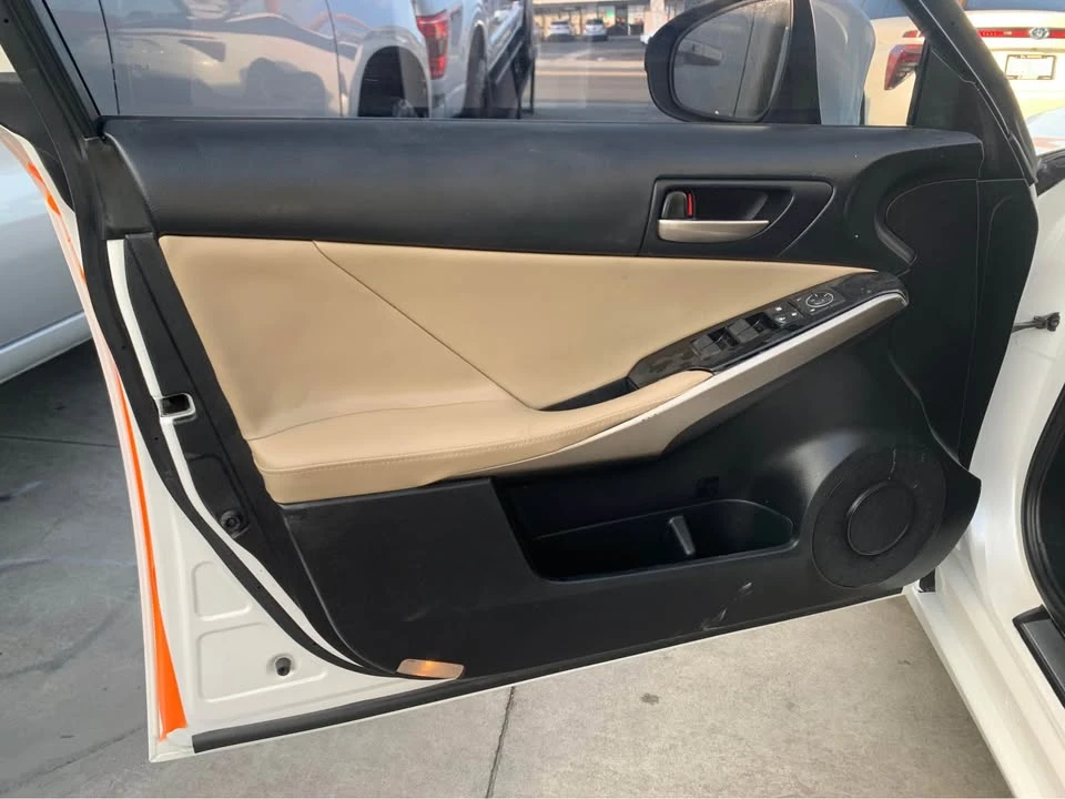2019 Lexus IS 3rd Gen - Image 7 of 14