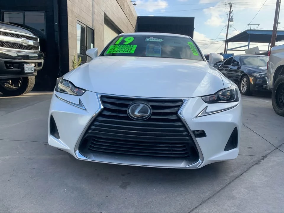 2019 Lexus IS 3rd Gen - Image 2 of 14
