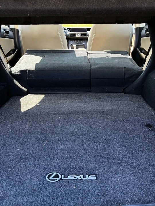2019 Lexus IS 3rd Gen - Image 12 of 13