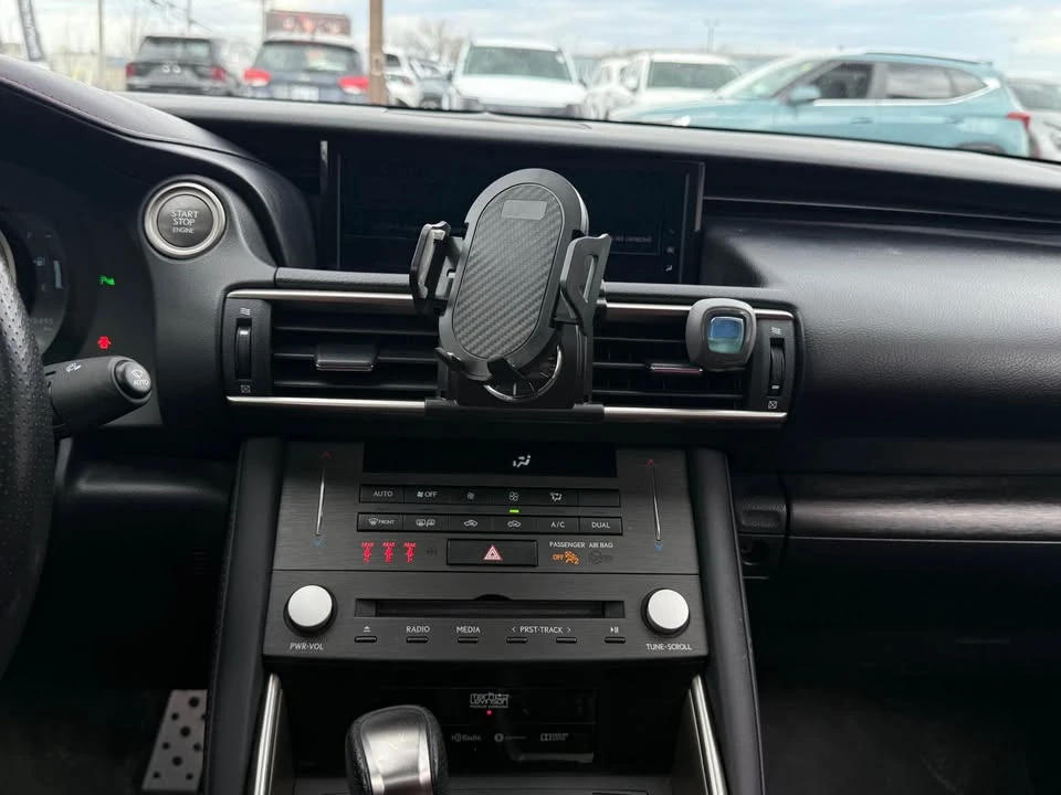 2019 Lexus IS 3rd Gen - Image 8 of 12