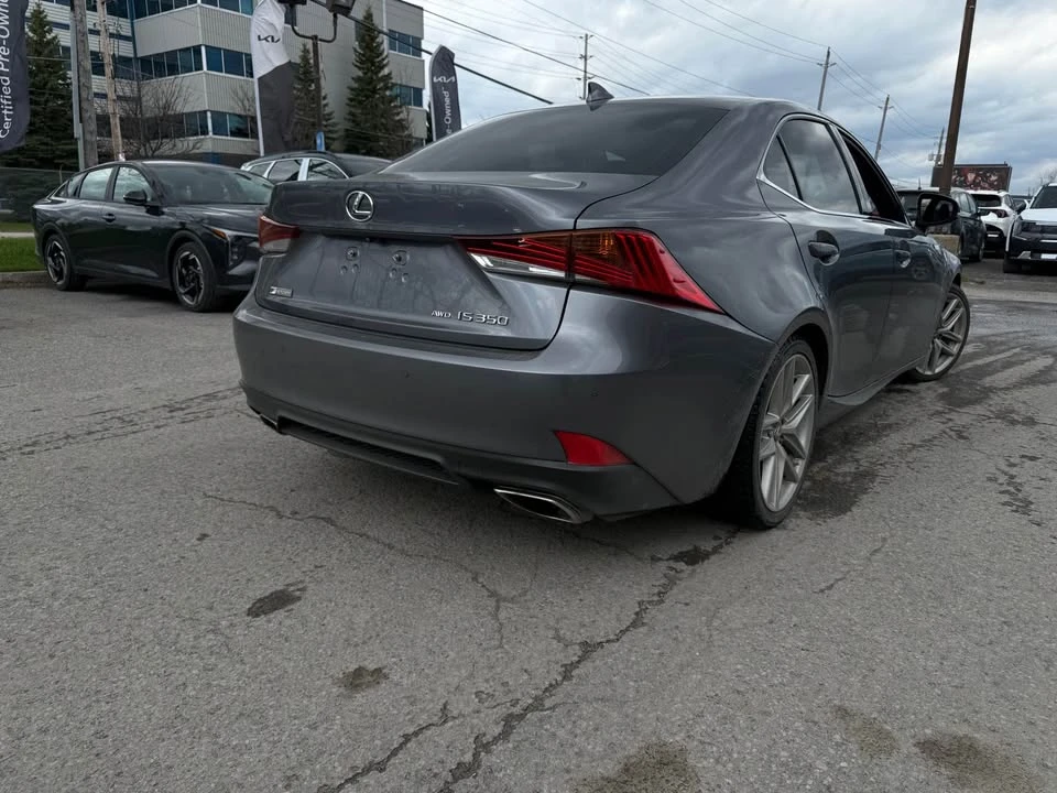 2019 Lexus IS 3rd Gen - Image 3 of 12