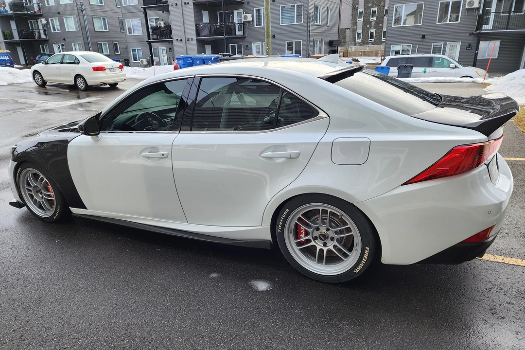 2019 Lexus IS 3rd Gen - Image 4 of 31