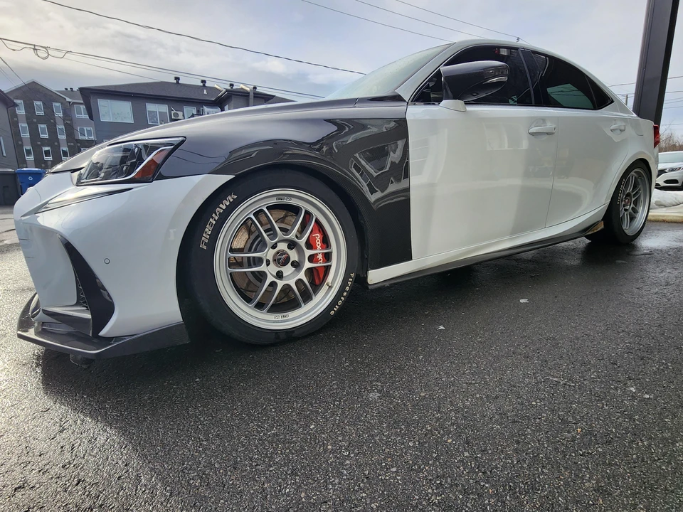 2019 Lexus IS 3rd Gen - Image 15 of 31