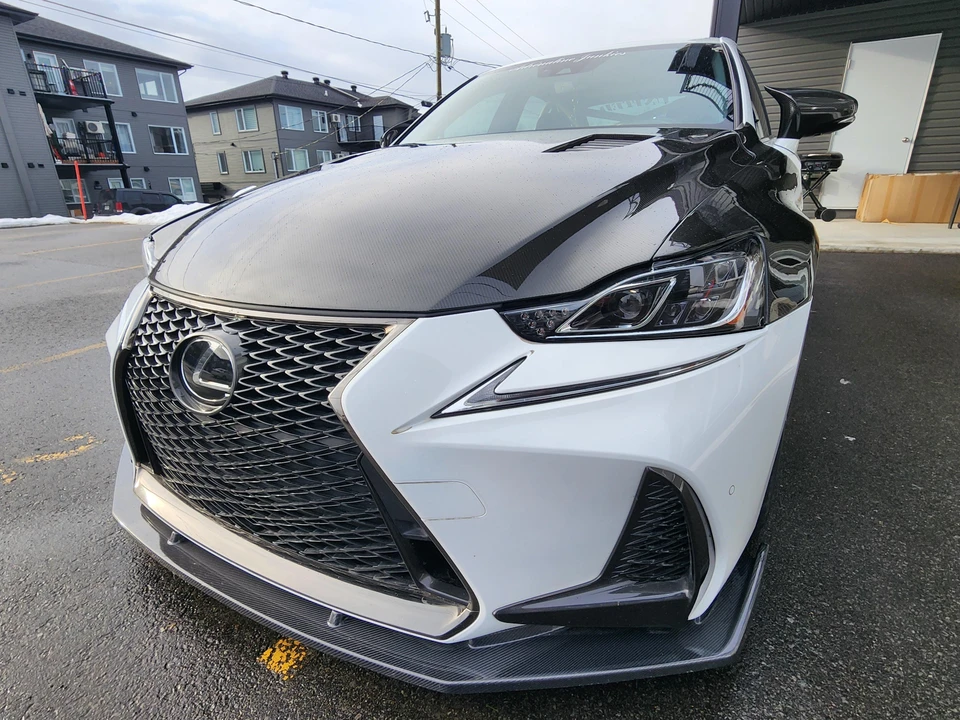 2019 Lexus IS 3rd Gen - Image 9 of 31