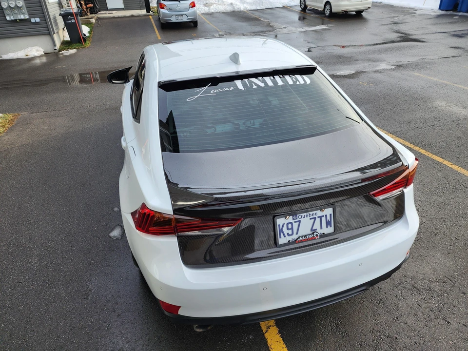 2019 Lexus IS 3rd Gen - Image 27 of 31