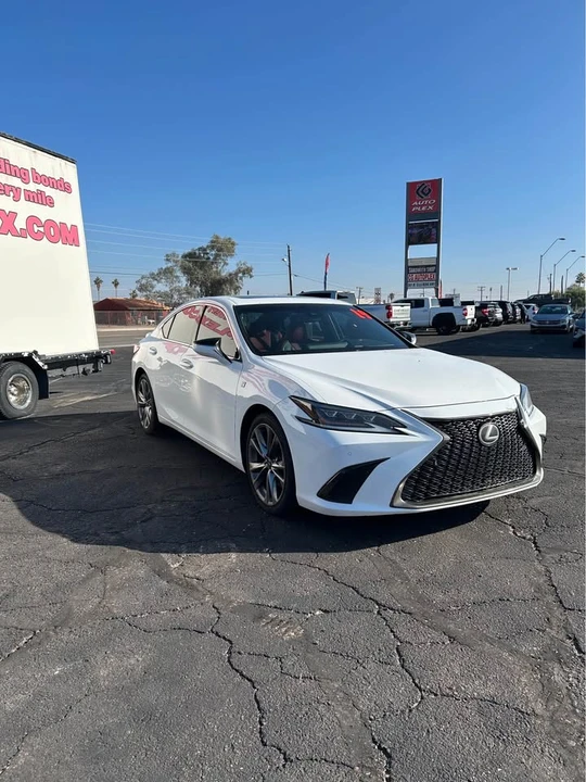 2019 Lexus IS 3rd Gen - Image 3 of 7