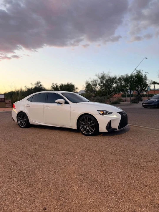 2019 Lexus IS 3rd Gen - Image 4 of 13