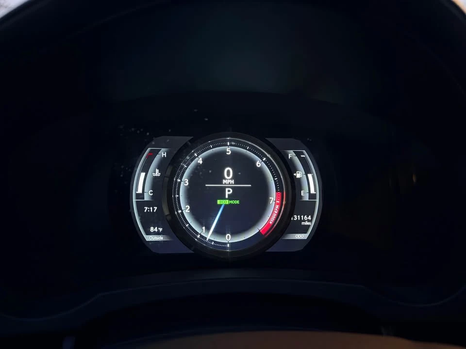 2019 Lexus IS 3rd Gen - Image 12 of 13