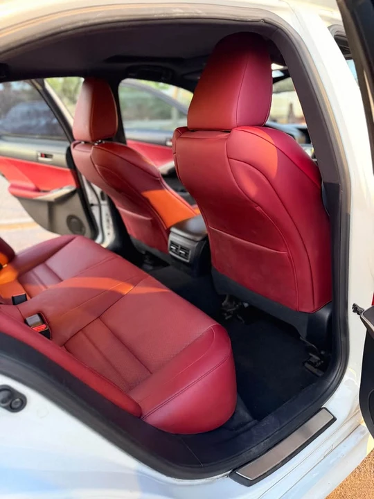 2019 Lexus IS 3rd Gen - Image 9 of 13