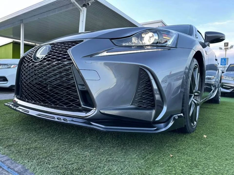 2019 Lexus IS 3rd Gen - Image 6 of 14