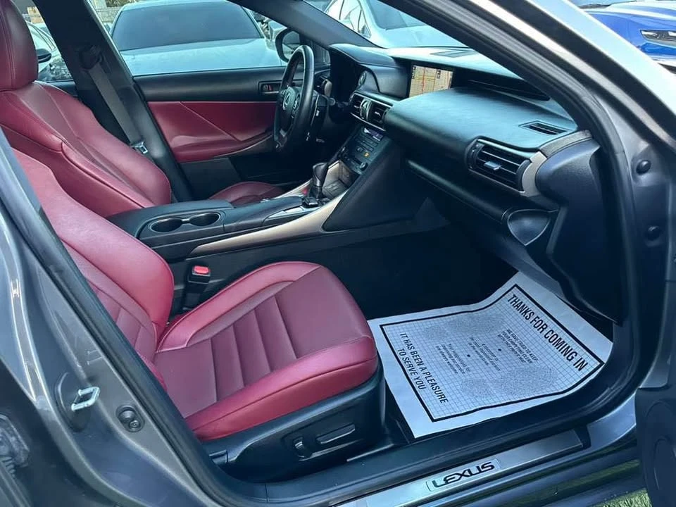 2019 Lexus IS 3rd Gen - Image 9 of 14