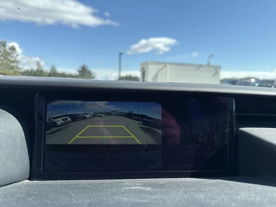 2019 Lexus IS 3rd Gen - Image 13 of 17