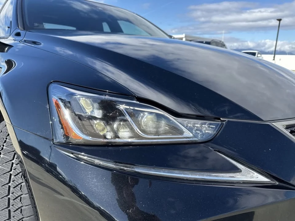 2019 Lexus IS 3rd Gen - Image 2 of 17