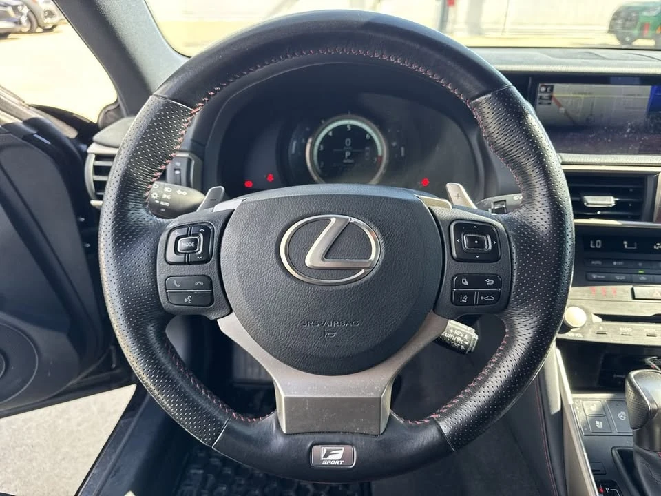 2019 Lexus IS 3rd Gen - Image 11 of 17