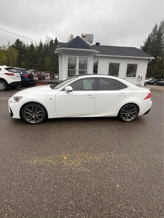 2019 Lexus IS 3rd Gen - Image 2 of 15