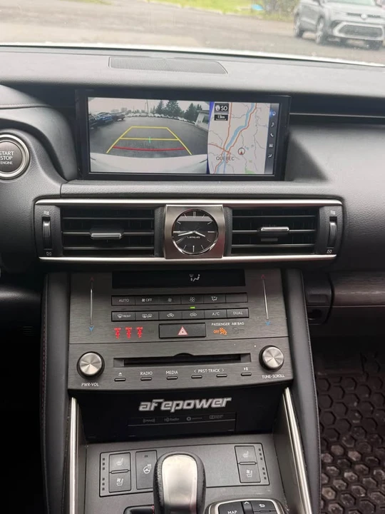 2019 Lexus IS 3rd Gen - Image 12 of 15