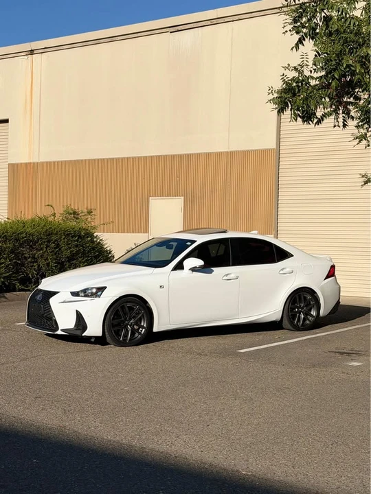 2019 Lexus IS 3rd Gen - Image 2 of 18