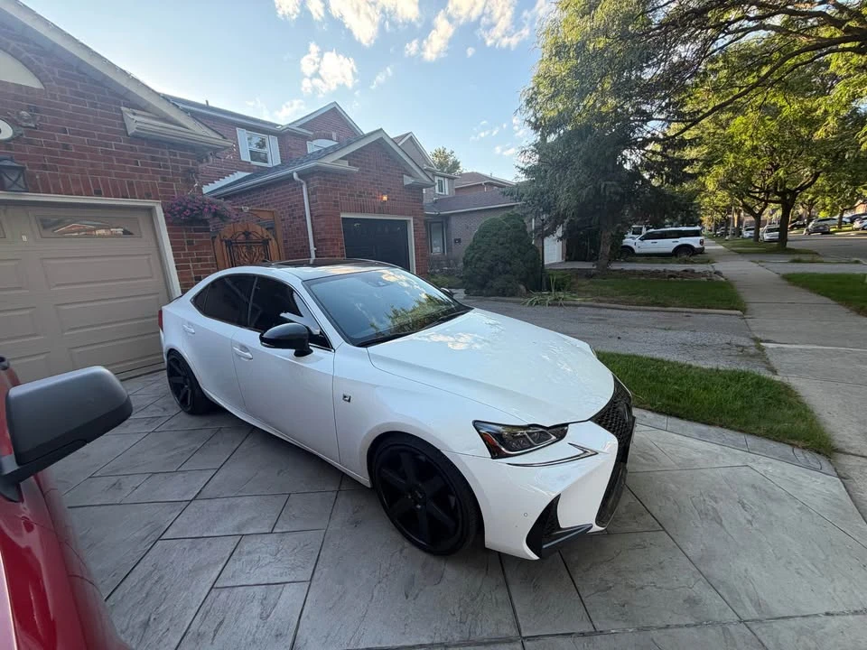 2019 Lexus IS 3rd Gen - Image 6 of 7