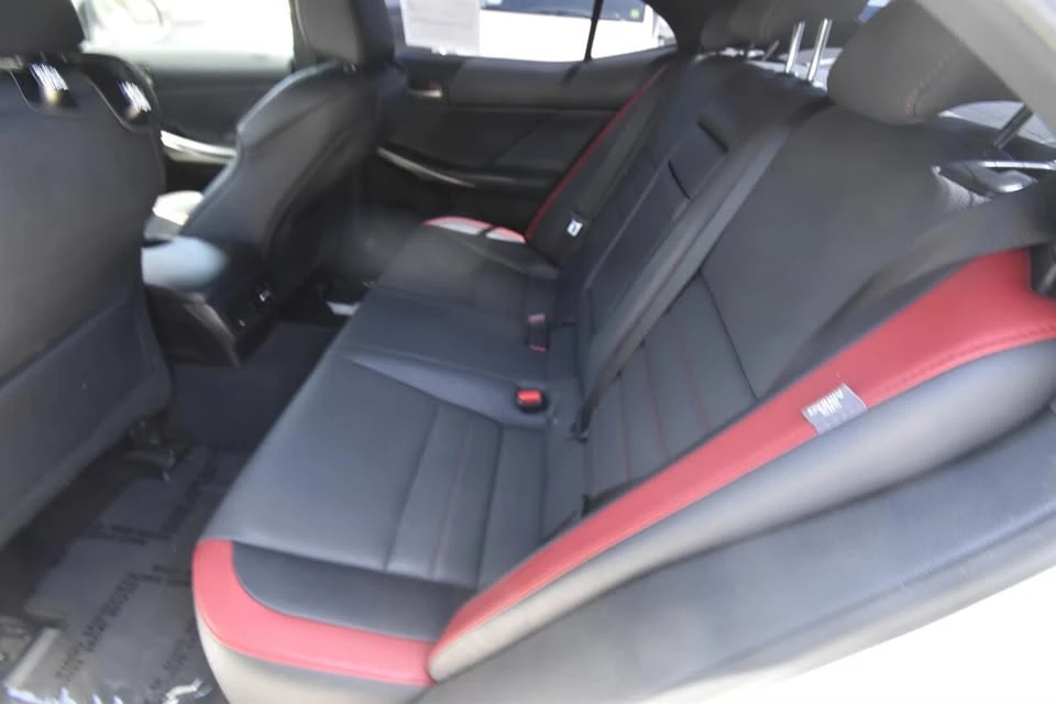 2019 Lexus IS 3rd Gen - Image 11 of 20