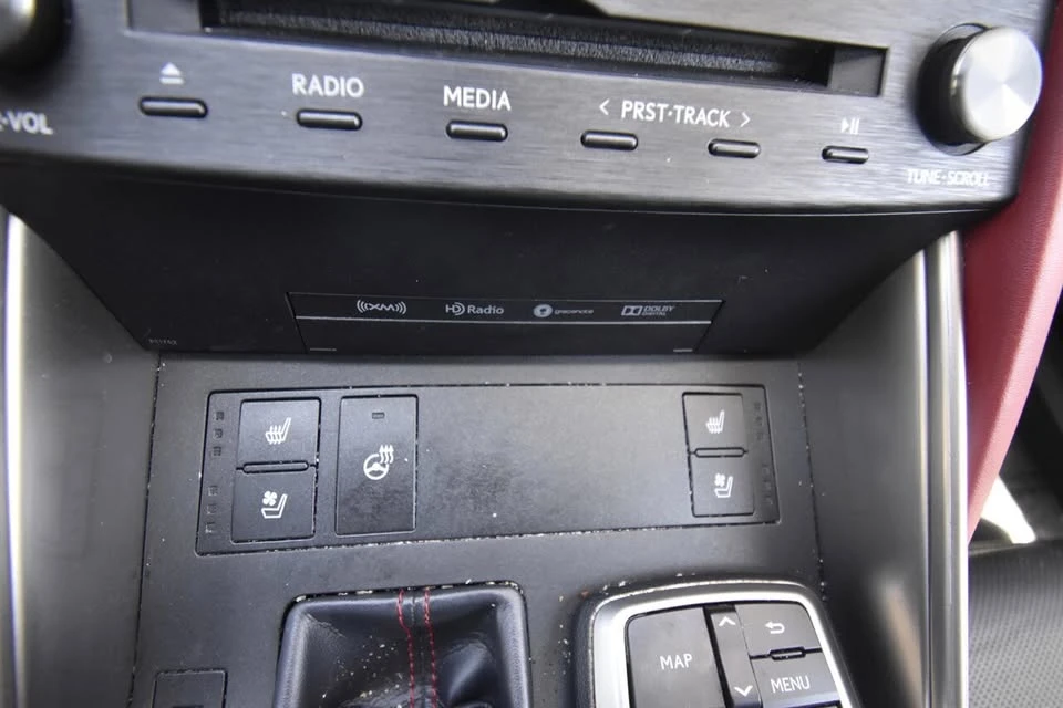 2019 Lexus IS 3rd Gen - Image 16 of 20