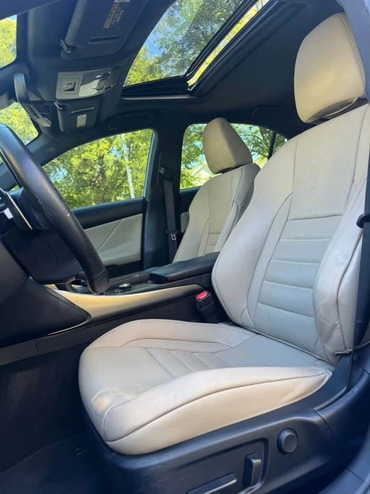 2019 Lexus IS 3rd Gen - Image 14 of 18