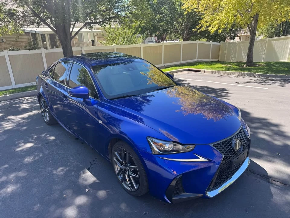 2019 Lexus IS 3rd Gen - Image 2 of 18