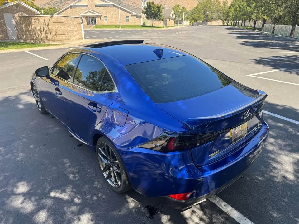 2019 Lexus IS 3rd Gen - Image 8 of 18