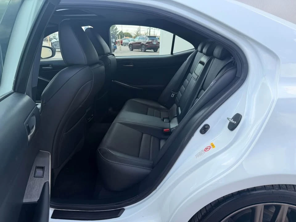 2019 Lexus IS 3rd Gen - Image 20 of 20